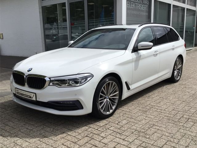 BMW 520 d Sport Line Touring D A Park-Assistent