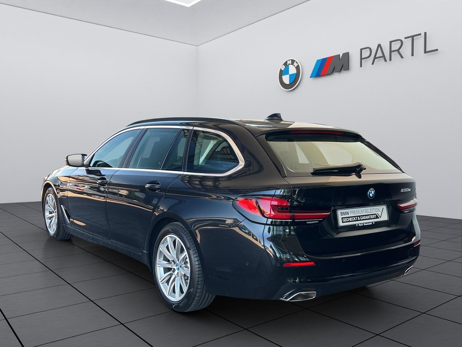 BMW 530e Touring Laser RFK HUD Pano Keyless
