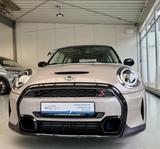 MINI Cooper S Sport Autom., *LED *Kamera *CarPlay *Te - gebrauchte MINI Cooper S aus dem Jahr 2024