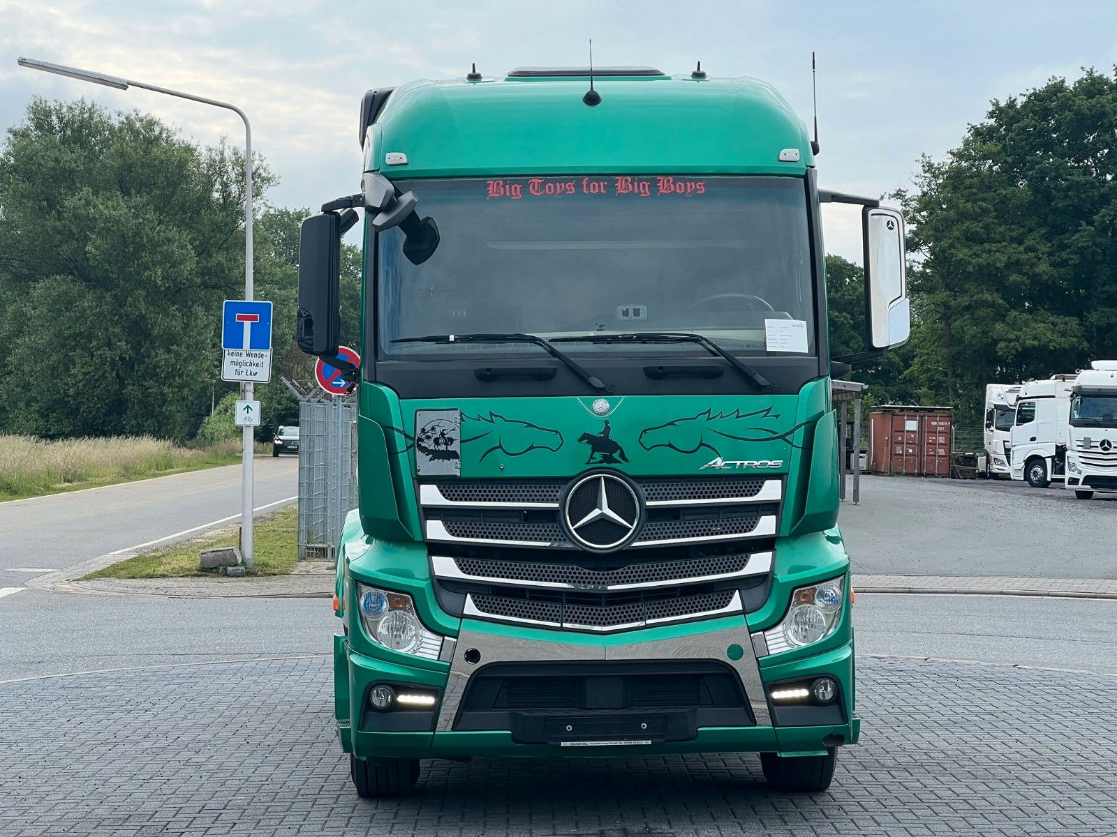 Fahrzeugabbildung Mercedes-Benz Actros 1843 SZM 4x2 Hydraulik