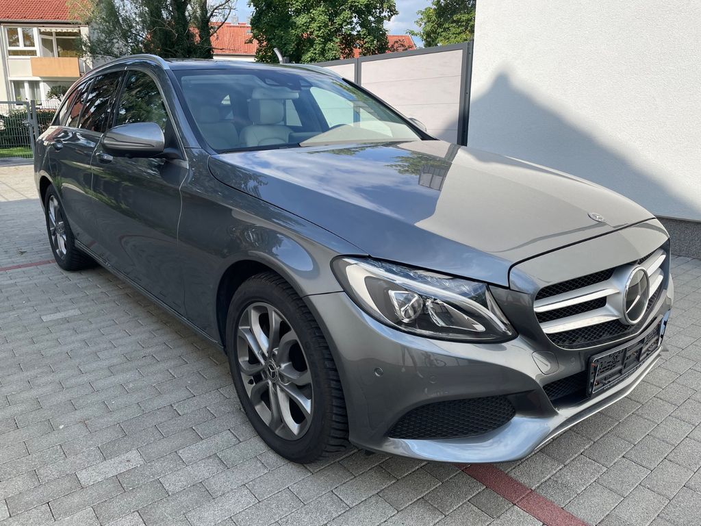 Image of Mercedes-Benz C 180