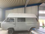 Volkswagen T3 andere - graue Volkswagen T3 andere