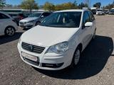 Volkswagen Polo IV Comfortline Klima USB 8-fach bereift - Volkswagen Polo: Iv