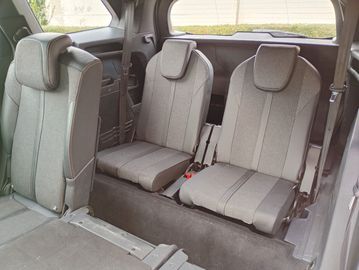 Peugeot 5008 - 9