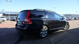Volvo V70 Kombi  Linje Svart LEDER-XENON-NAVI-SHZ-AHK - gebrauchte Volvo V70 aus dem Jahr 2016