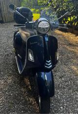 Vespa GTS 300 Touring - VESPA GTS 300 TOURING