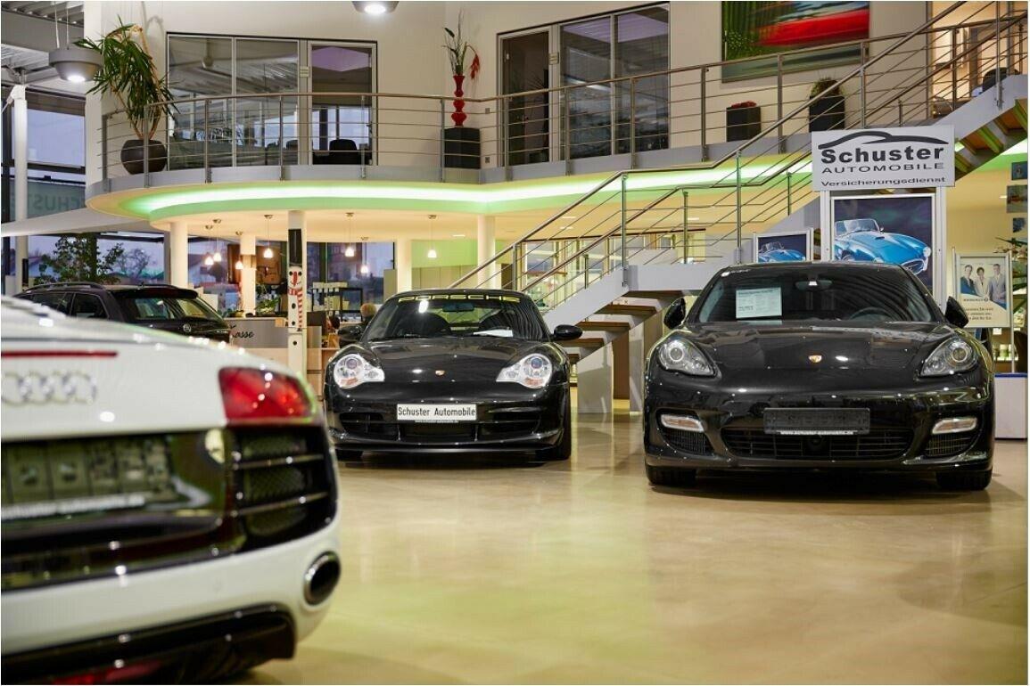 showroom-image-bottom