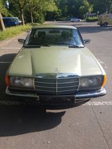 Mercedes-Benz W123 CE 230 - Mercedes-Benz: W123 C