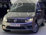 Volkswagen Caddy Maxi-DSG-Behindertengerecht-Rampe - : Beige