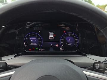 Volkswagen Golf - 12