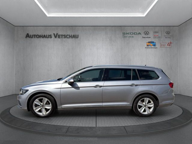 Passat Variant Elegance 2.0 TDI Bluetooth Navi