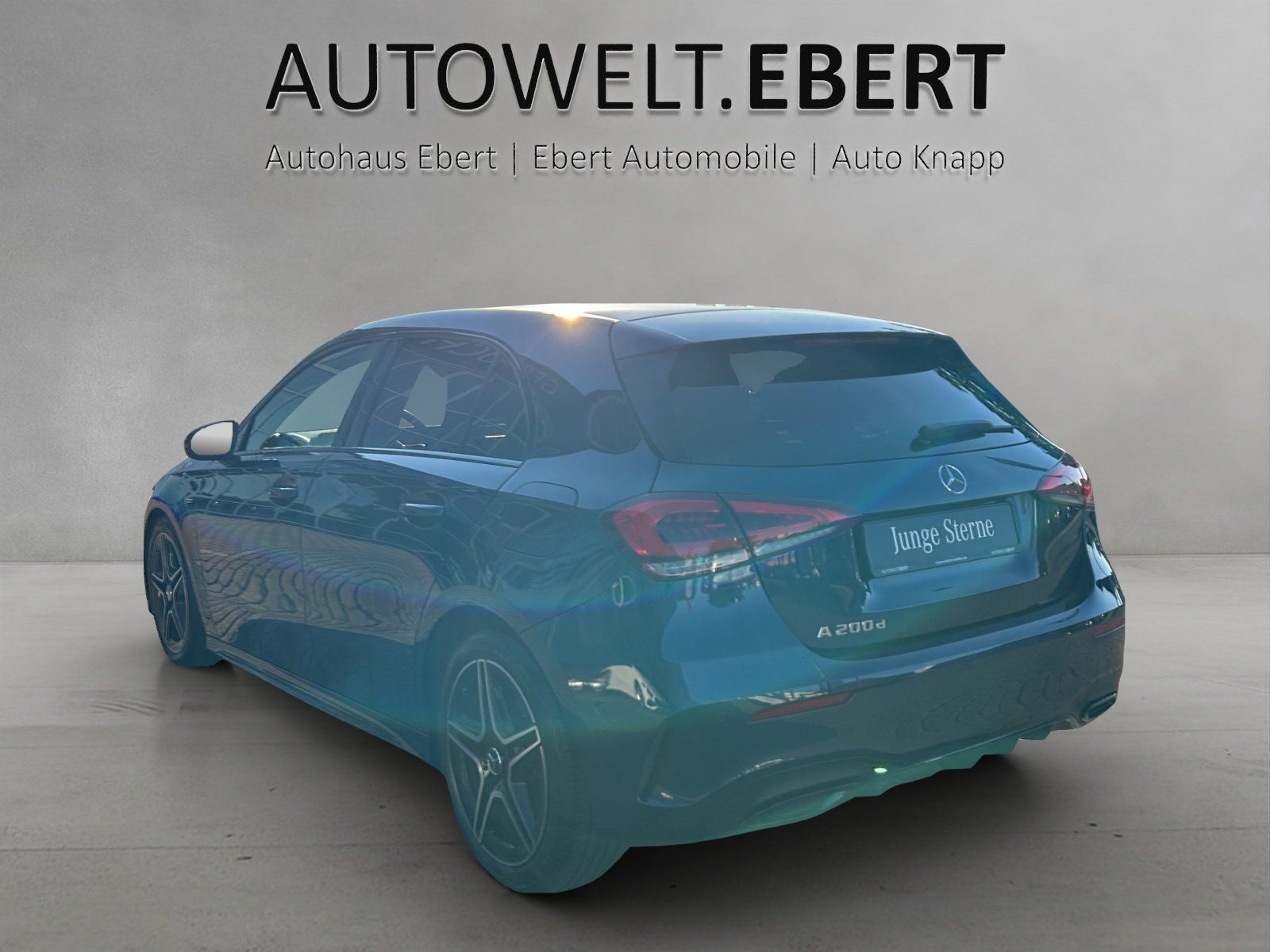 Fahrzeugabbildung Mercedes-Benz A 200 d AMG Pano DISTRO Memo MLED Night 360°Hifi