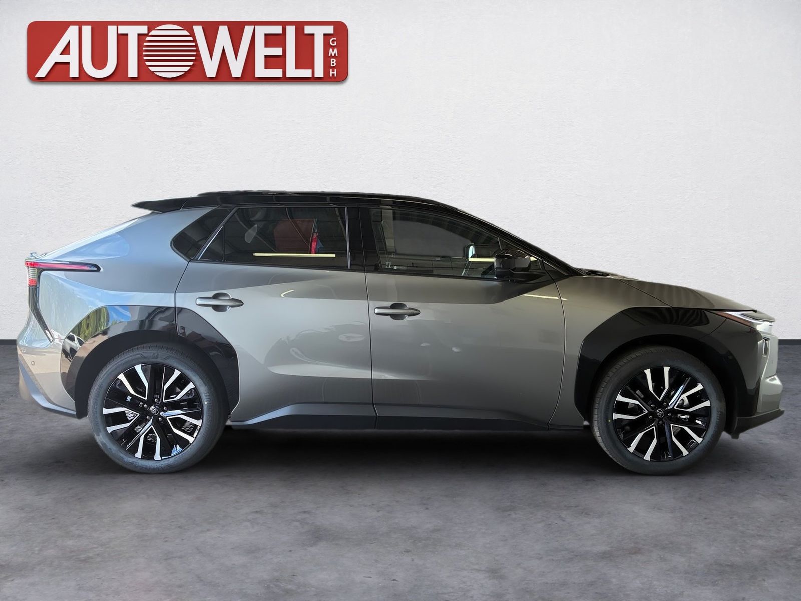 Fahrzeugabbildung Toyota bZ4X AWD Lounge 360,Kamera,LED,Navi,SHZ,ACC,PDC
