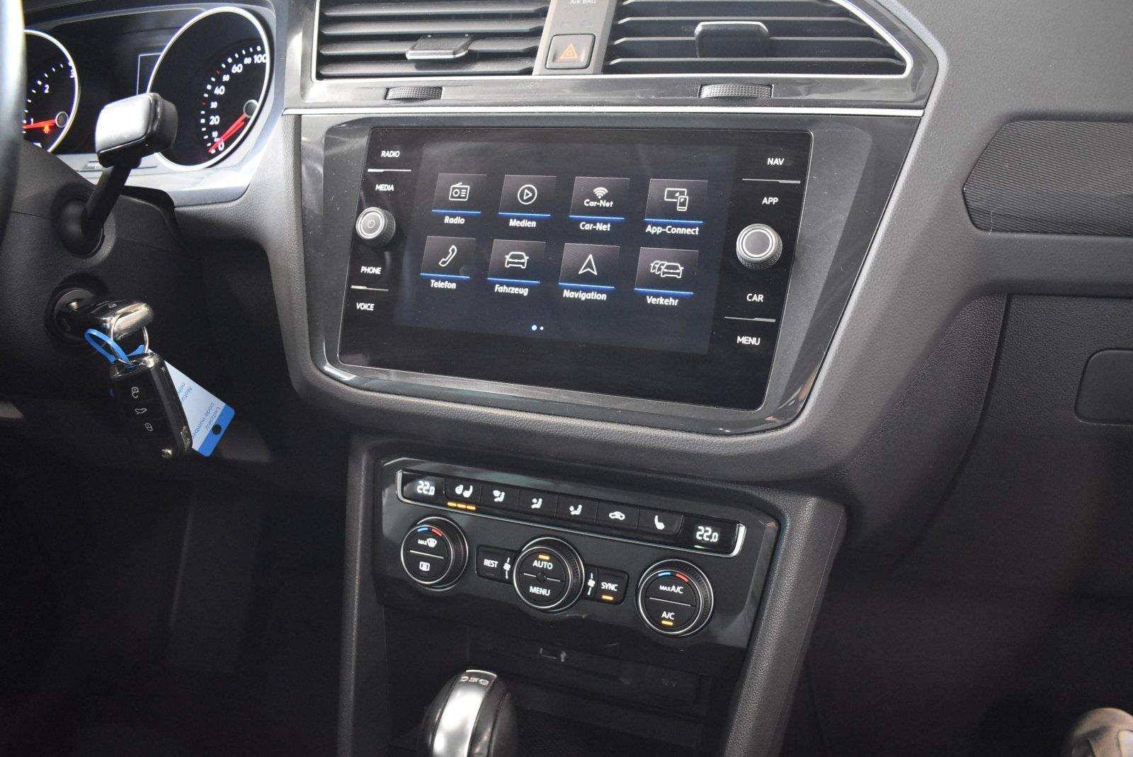 Volkswagen Tiguan 2.0 TDI DSG Highline AHK APP DAB