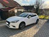 Mazda 3 2.0 SKYACTIV-G 120 Signature Auto Signature - Mazda 3 Gebrauchtwagen in Stuttgart