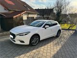 Mazda 3 2.0 SKYACTIV-G 120 Signature Auto Signature - Mazda 3 in Stuttgart