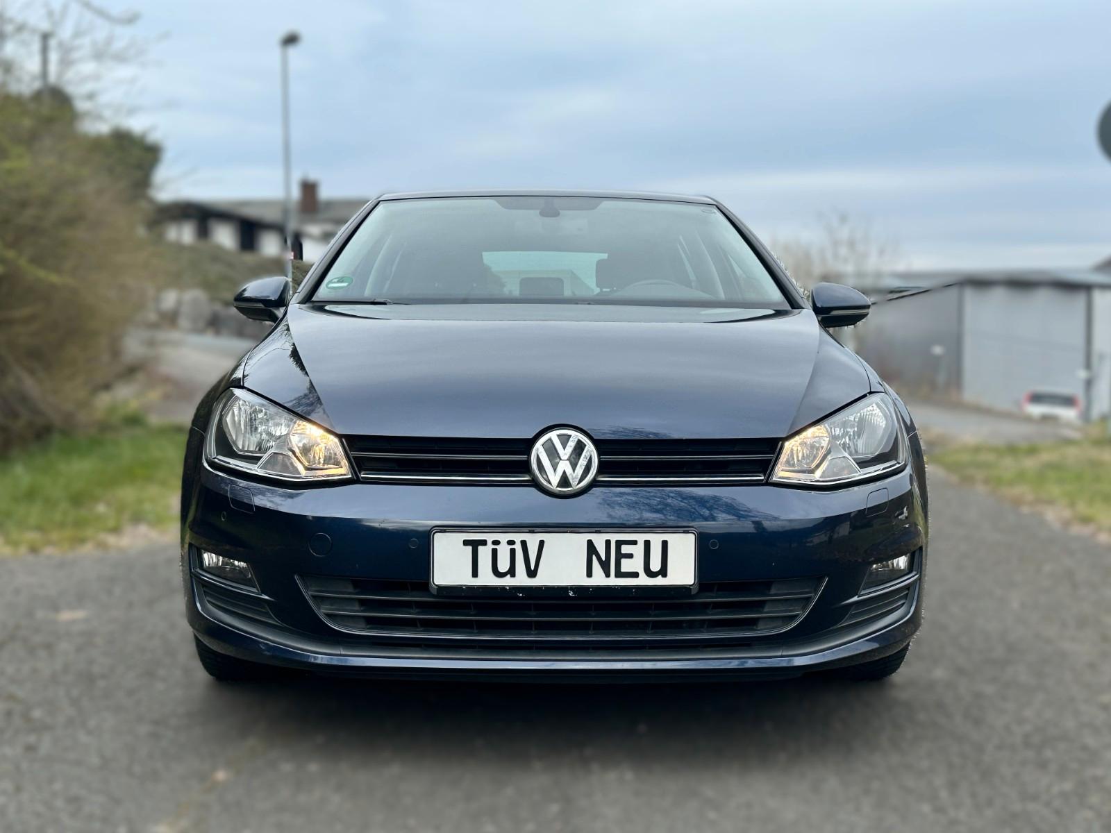 Volkswagen Golf 1.2 TSI CUP TÜV NEU VW-SCHECKHEFTGEPFLEGT