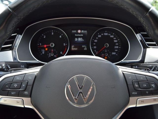 Passat Variant 2.0 TDI DSG Business LED/NAVI+VZE