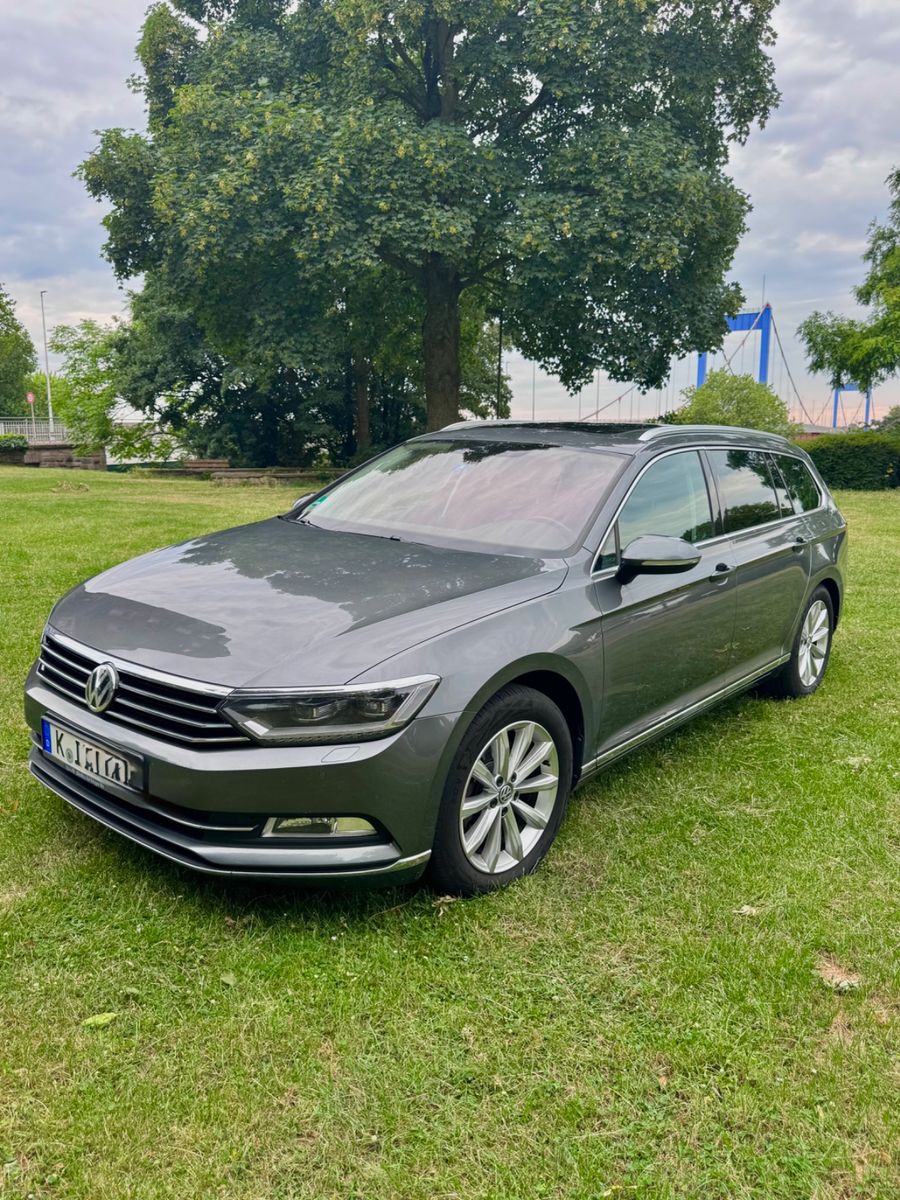 VW Passat Variant Highline BMT Leder Panorama DSG