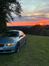 BMW Hier steht ein bmw 325i e92 in coupe zum v... - BMW 325 aus 2007: 325i