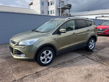 Ford Kuga - 10