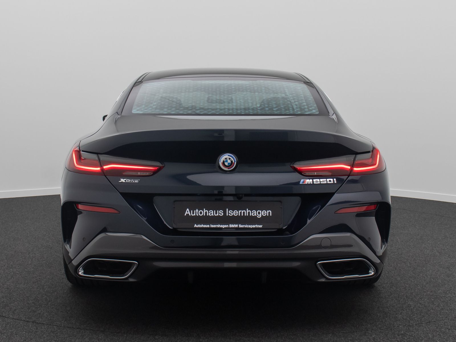 Fahrzeugabbildung BMW M850i xD GC 360° B&W Laser TV SoftClose 20Zoll