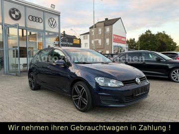 Volkswagen Golf - 1