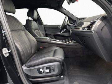 BMW X7 - 11