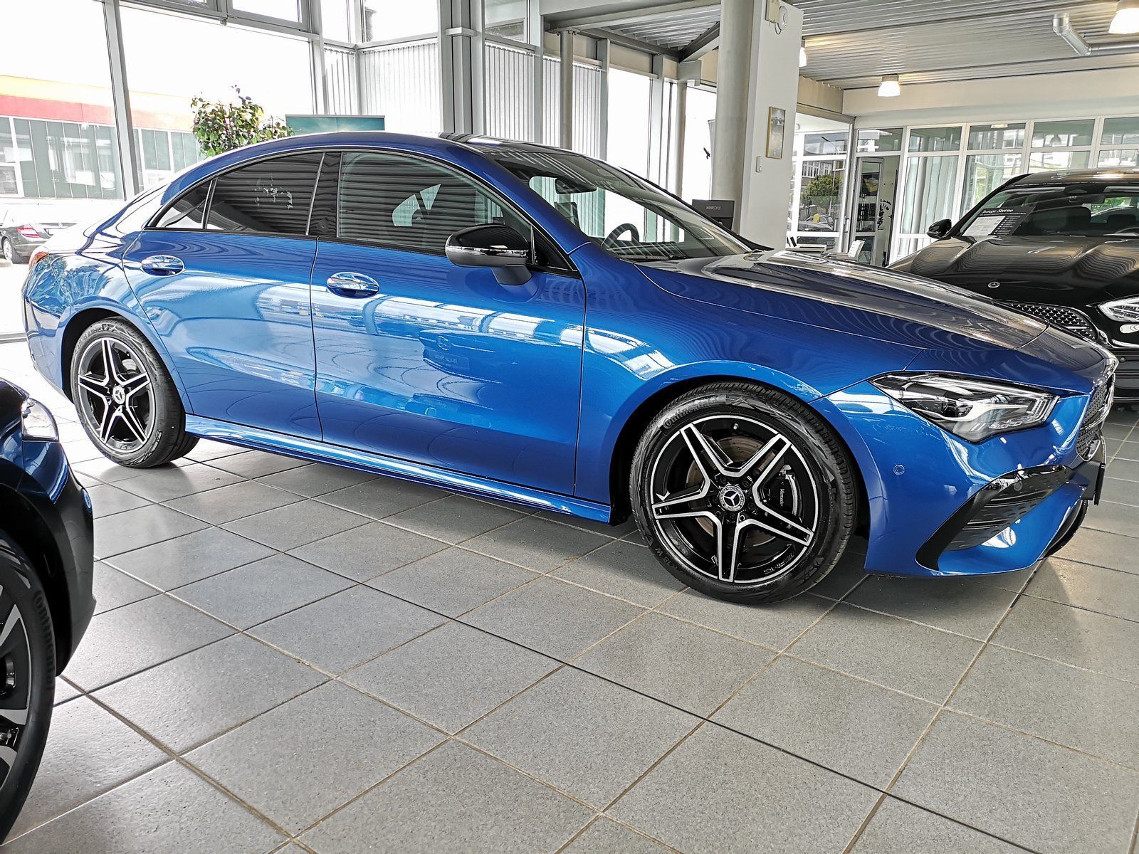 Mercedes-Benz CLA 200 Coupé AMG ADVANCED+BURMESTER+NIGHT+WINTE foto 4