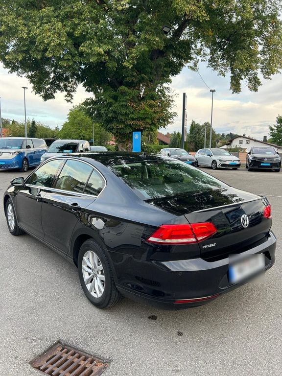 Image of Volkswagen Passat Variant