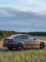 BMW 318i -