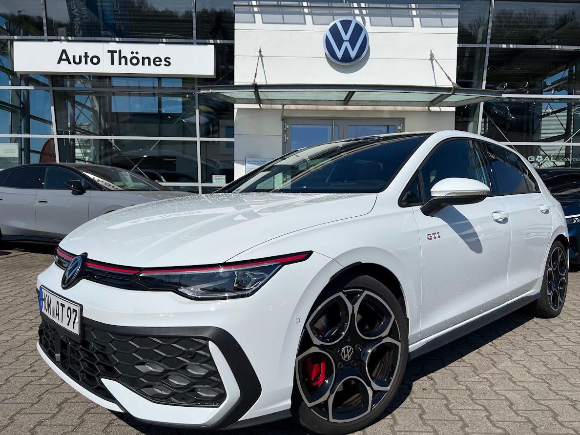 Volkswagen Golf VIII GTI  PANO, HARMAN-KARDON, 360°KAMERA