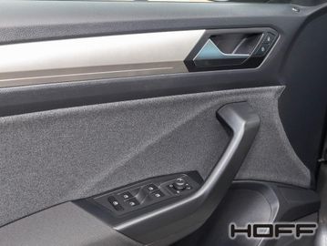 Volkswagen T-Roc - 5