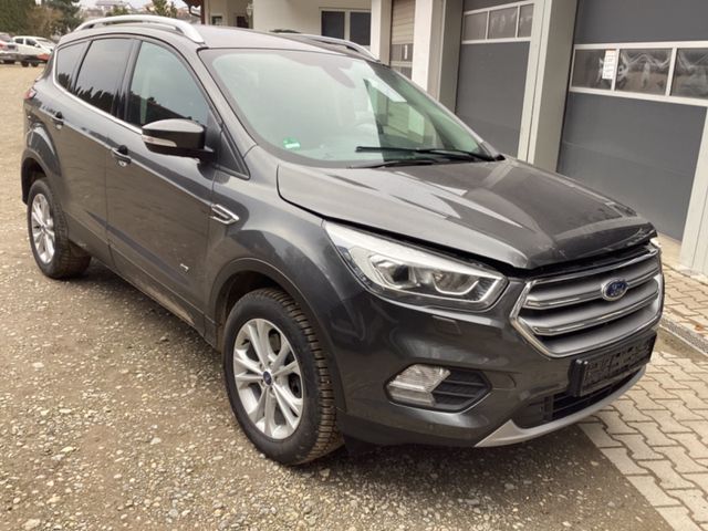 Ford Kuga 2,0 TDCi 4x4 110kW Titanium PowerShift