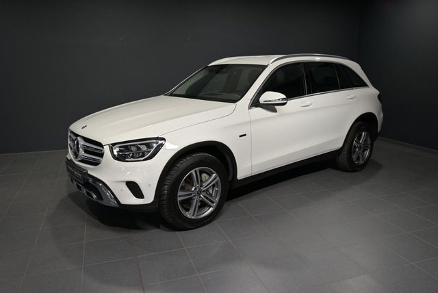 Mercedes-Benz GLC 300 de 4M KAMERA/LED/NAVI/BUSINESS/MBUX/PTS