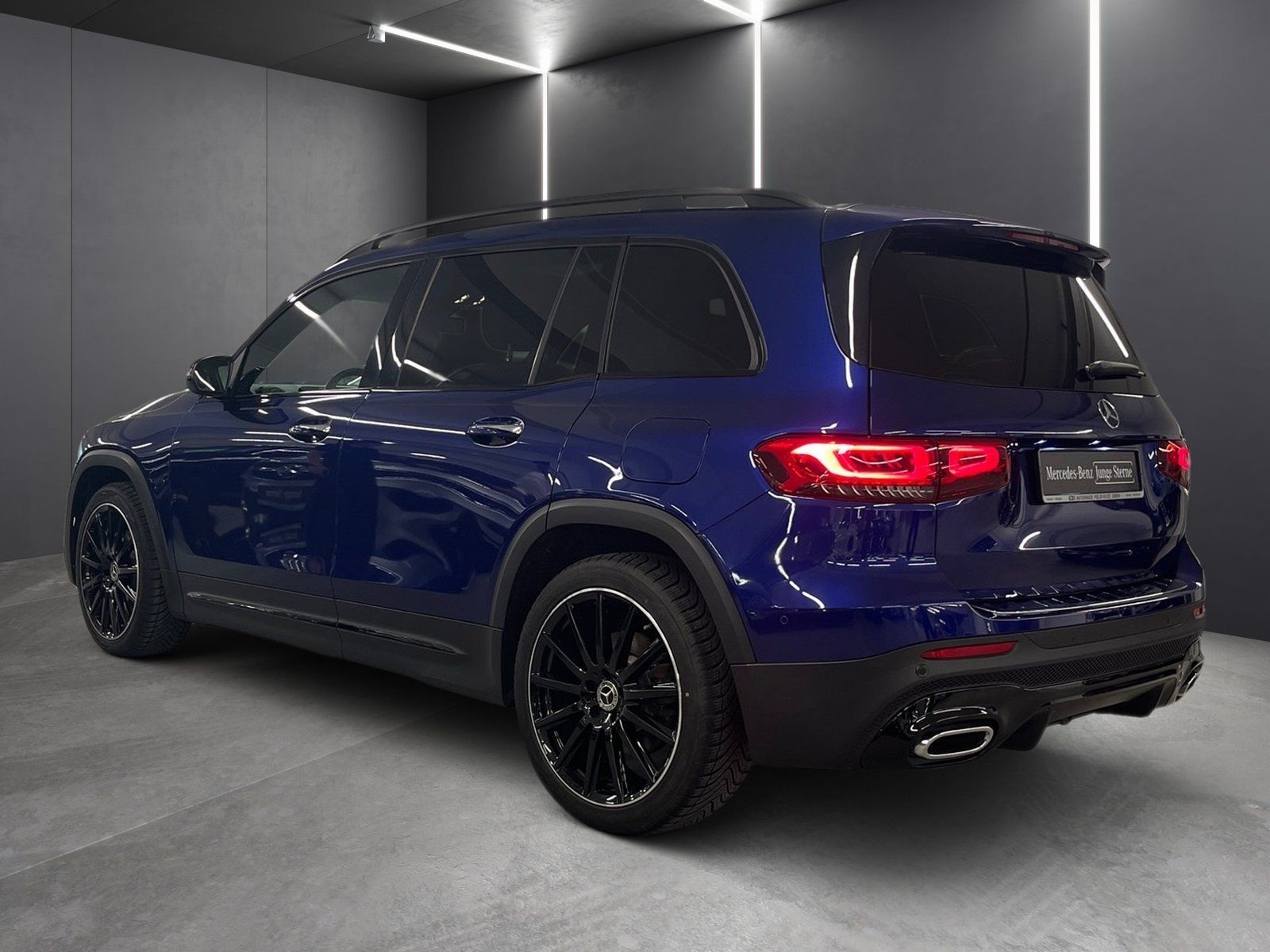 Fahrzeugabbildung Mercedes-Benz GLB 220 d 4M AMG*Pano*Distr*20"*Night*MBeam*Soun