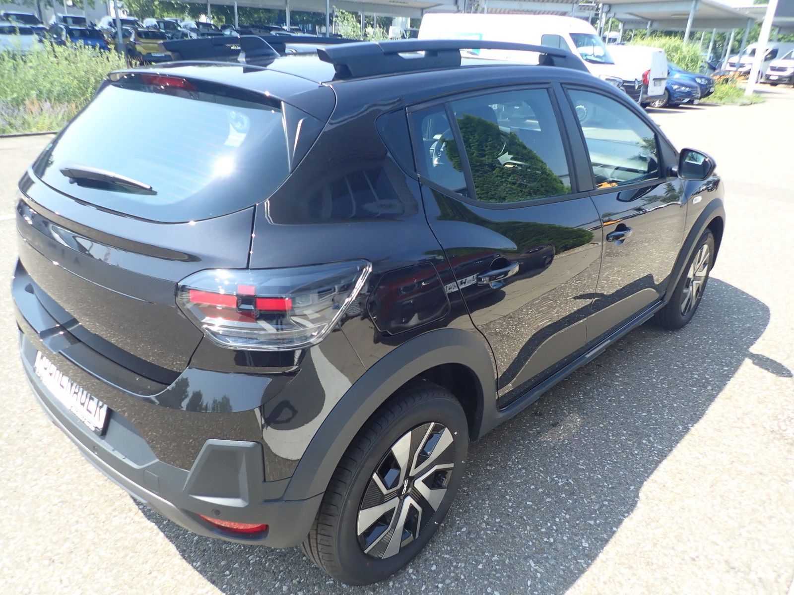 Fahrzeugabbildung Dacia Sandero Stepway Expression TCe 110