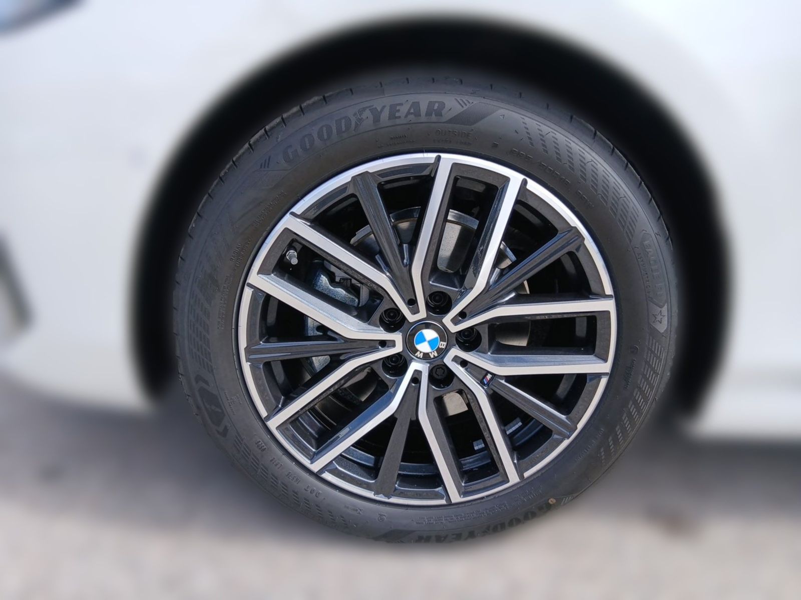 BMW 220 Active Tourer - Bild 4