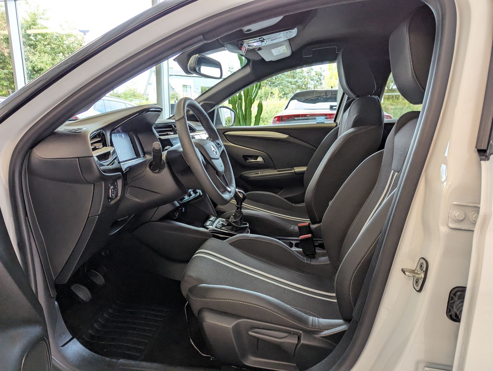 OPEL Corsa 1.2 GS IntelliLux Tech1-Komfort-Paket Cam - Image 12