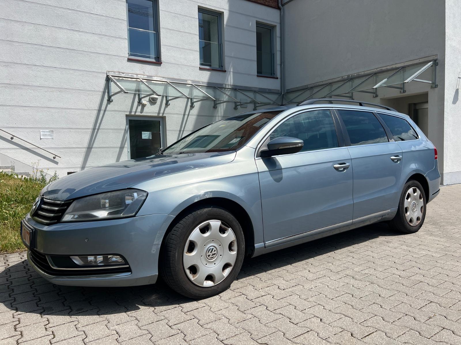 Volkswagen Passat Variant 2.0TDI NAVI Massage PDC TÜV 11/27