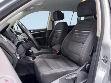 Volkswagen Tiguan - 9