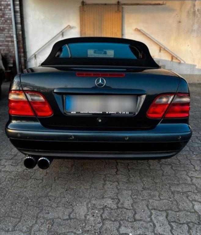 Mercedes-Benz CLK 200