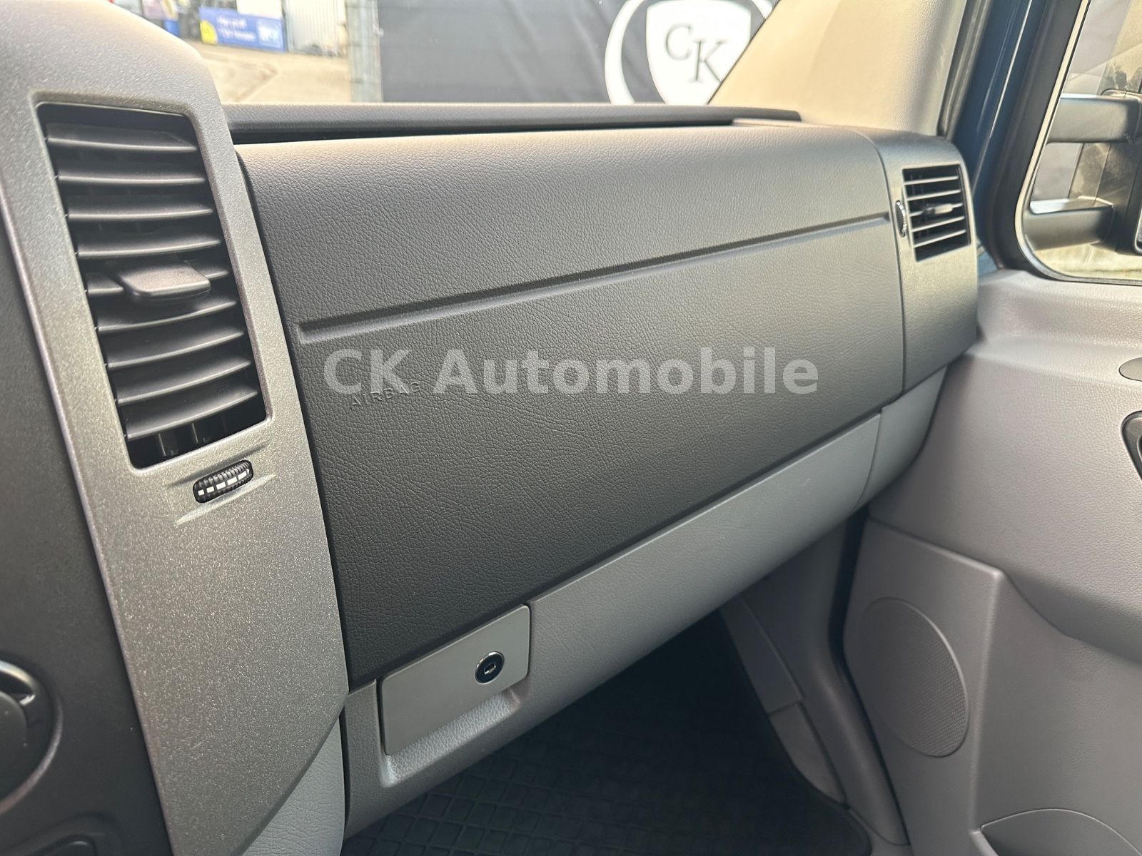 Fahrzeugabbildung Mercedes-Benz Sprinter II Pritsche/Plane 516CDI/Navi/Klima/AHK