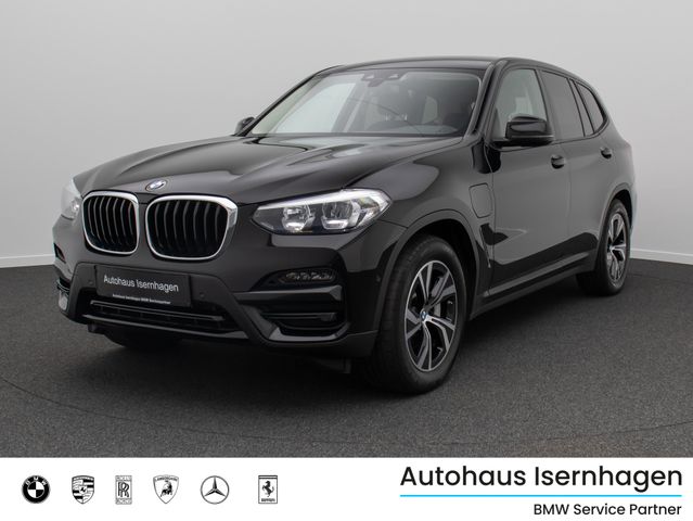 BMW X3 xD30e Kamera DAB Cockpit GeschwindigRe 18Zoll