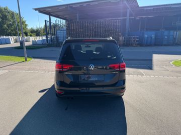 Volkswagen Touran - 7