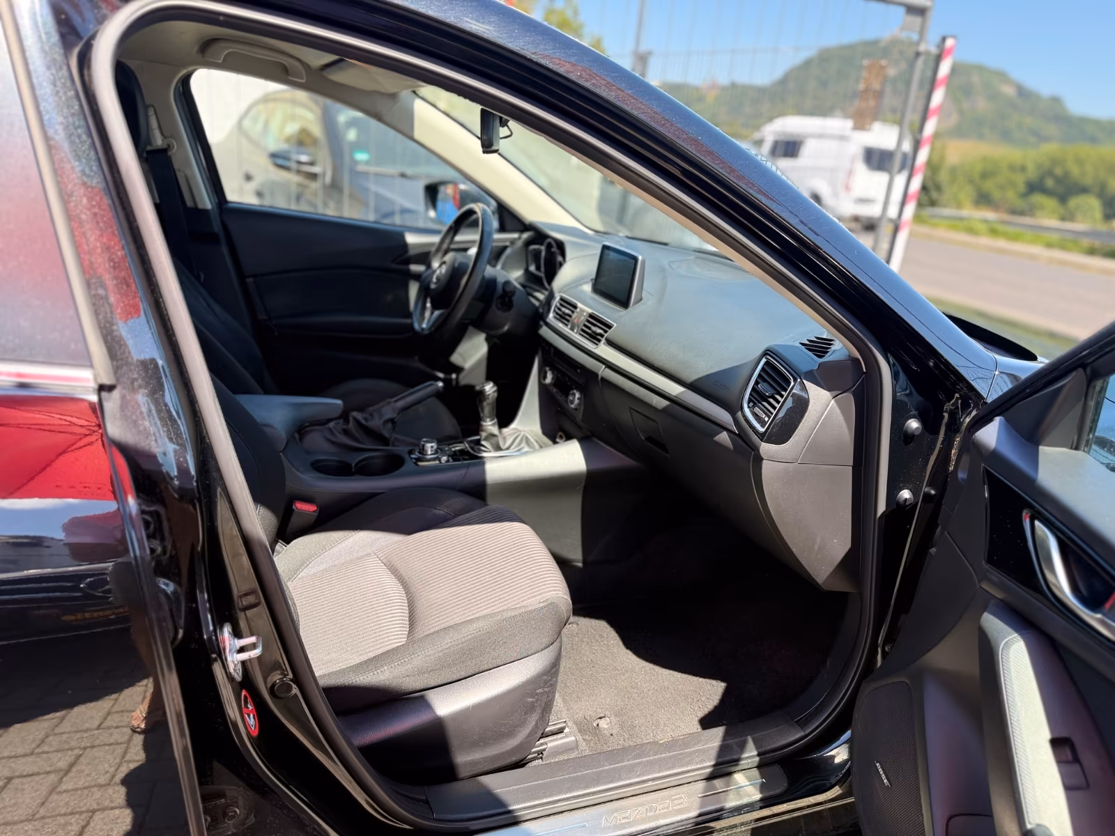 Mazda 3 Lim. Sports-Line/PDC/Navi/Garantie/TÜV