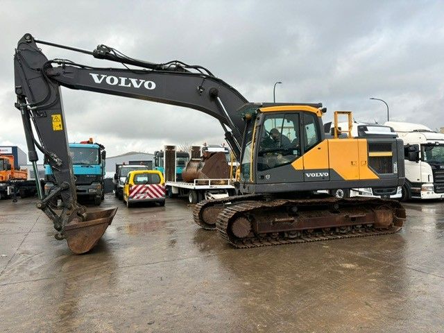 Volvo EC 220 EL. Kamera. Klima.