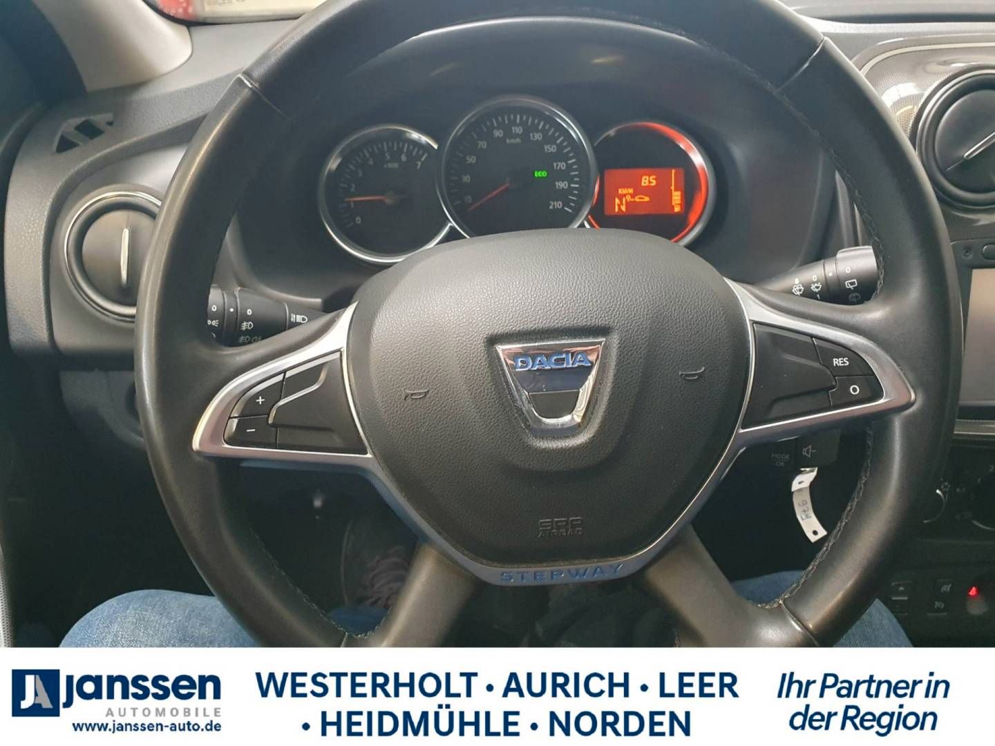 Fahrzeugabbildung Dacia Sandero II Stepway Prestige dCi 90 eco²