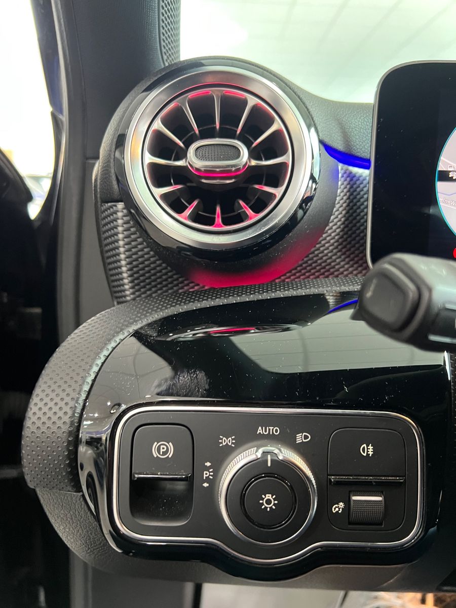 Fahrzeugabbildung Mercedes-Benz A 200 Lim. *AMBIENTE*LEDER-BRAUN* Exclusive *