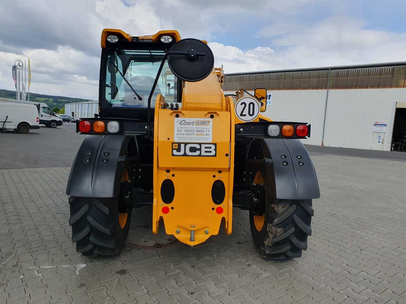 Fahrzeugabbildung JCB 541-70 / nur 438h / 2022 / 4.100kg / 7m / 109PS